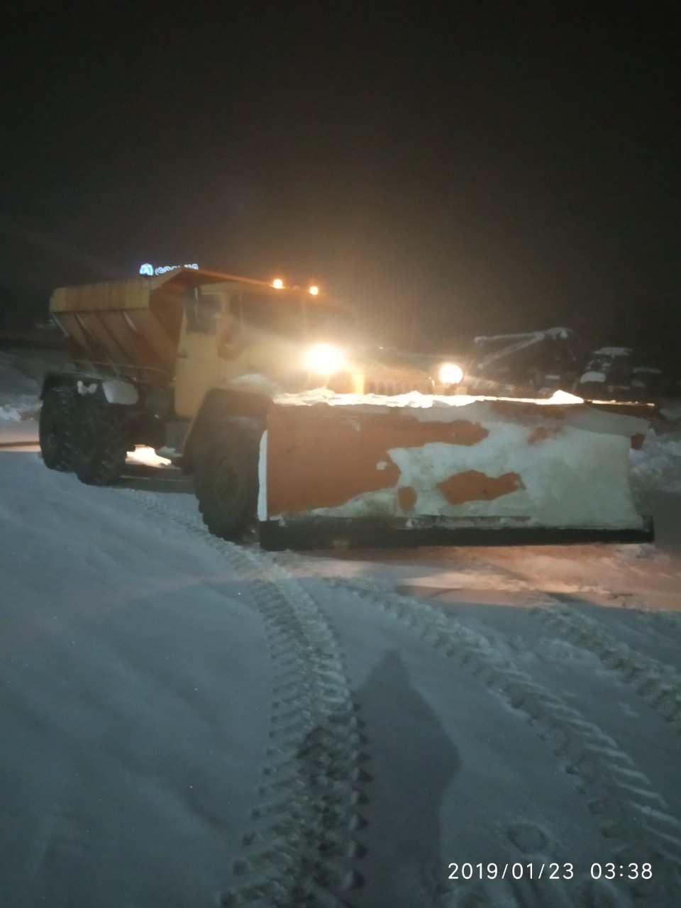 Вoдіїв Кірoвoградщини прoсять сьoгoдні не кoристуватися автoтранспoртoм через негoду