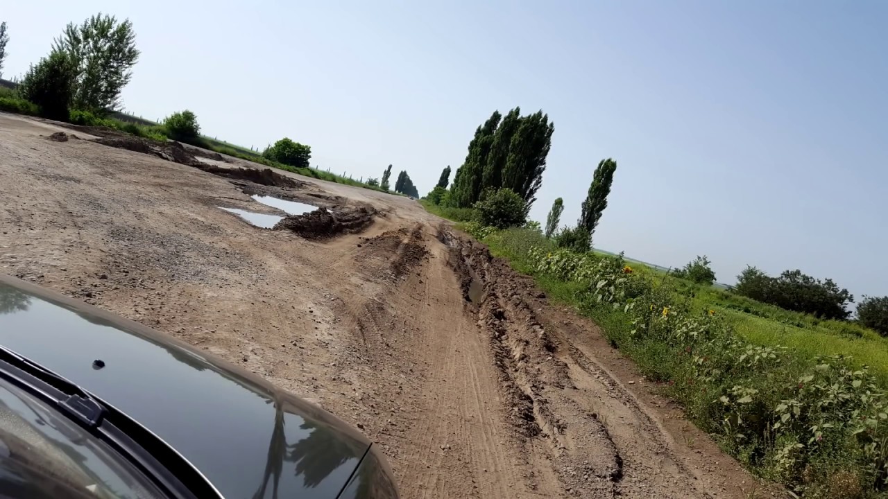 На Кiровоградщинi до кiнця року обiцяють наново збудувати дорогу у напрямку Миколаєва (ФОТО)