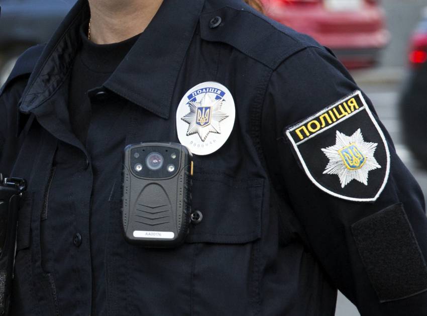 У Кропивницькому затримали на підпитку столичного поліцейського (ВІДЕО)