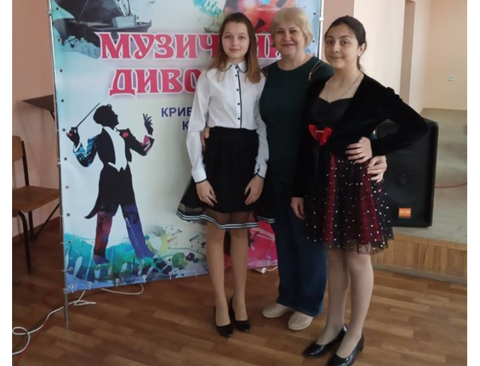 Музиканти з Кіровоградщини виступили на фестивалі «Музичний дивоцвіт» (ФОТО)
