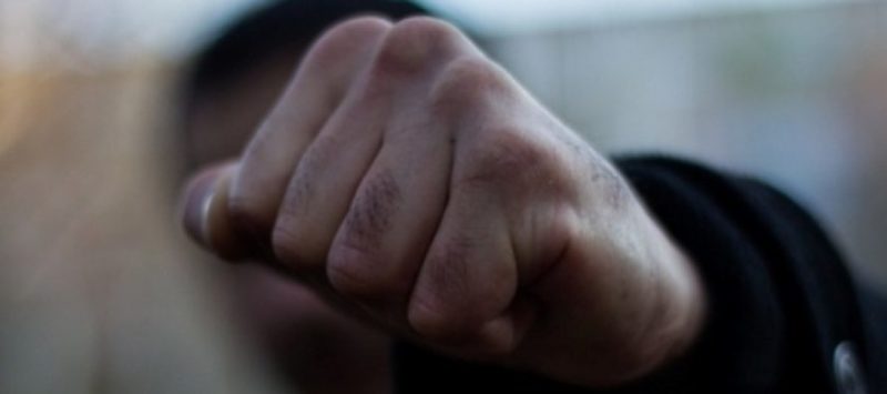 Житель Кіровоградщини отримав штраф за побиття жінки