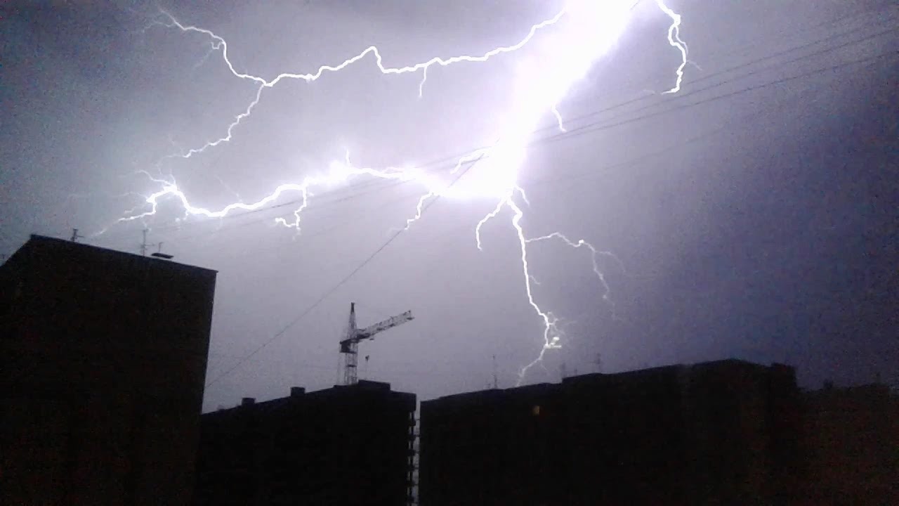 Жителів Кіровоградщини попереджають про небезпечні метеорологічні явища