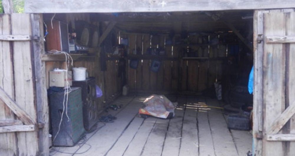 Житель Кіровоградщини скоїв самогубство у власному гаражі