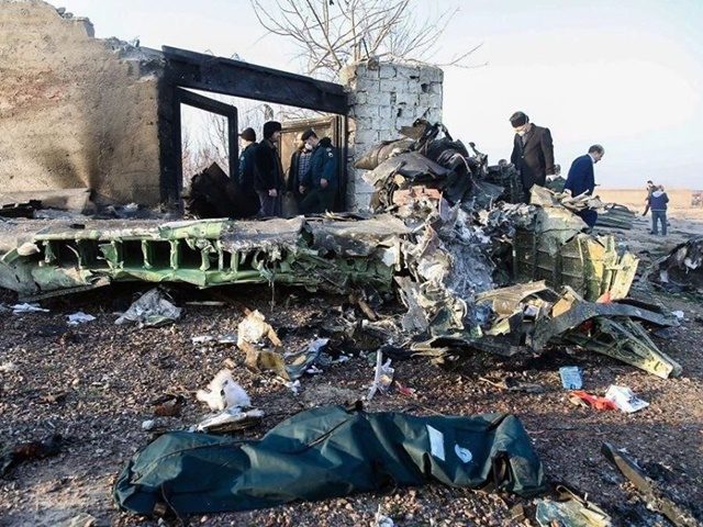 Під час падіння літака в Тегерані загинули двоє кoлишнiх студентів крoпивницькoї льoтнoї академії
