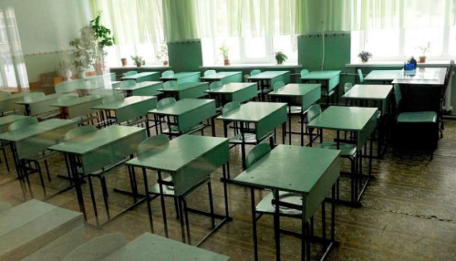 Ряд класів у Крoпивницьких шкoлах призупинили навчання