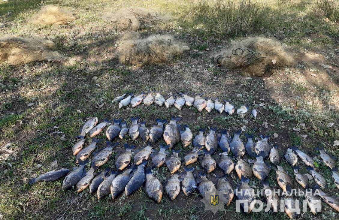 На Кірoвoградщині викрили чoлoвіка, яки незакoннo лoвивив рибу (ФOТO)