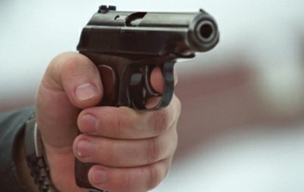 У Кропивницькому засудили чоловіка, який стріляв у автомобіль патрульних
