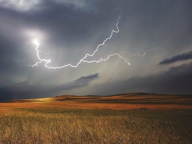 Нa Кіровогрaдщині оголосили штормове попередження
