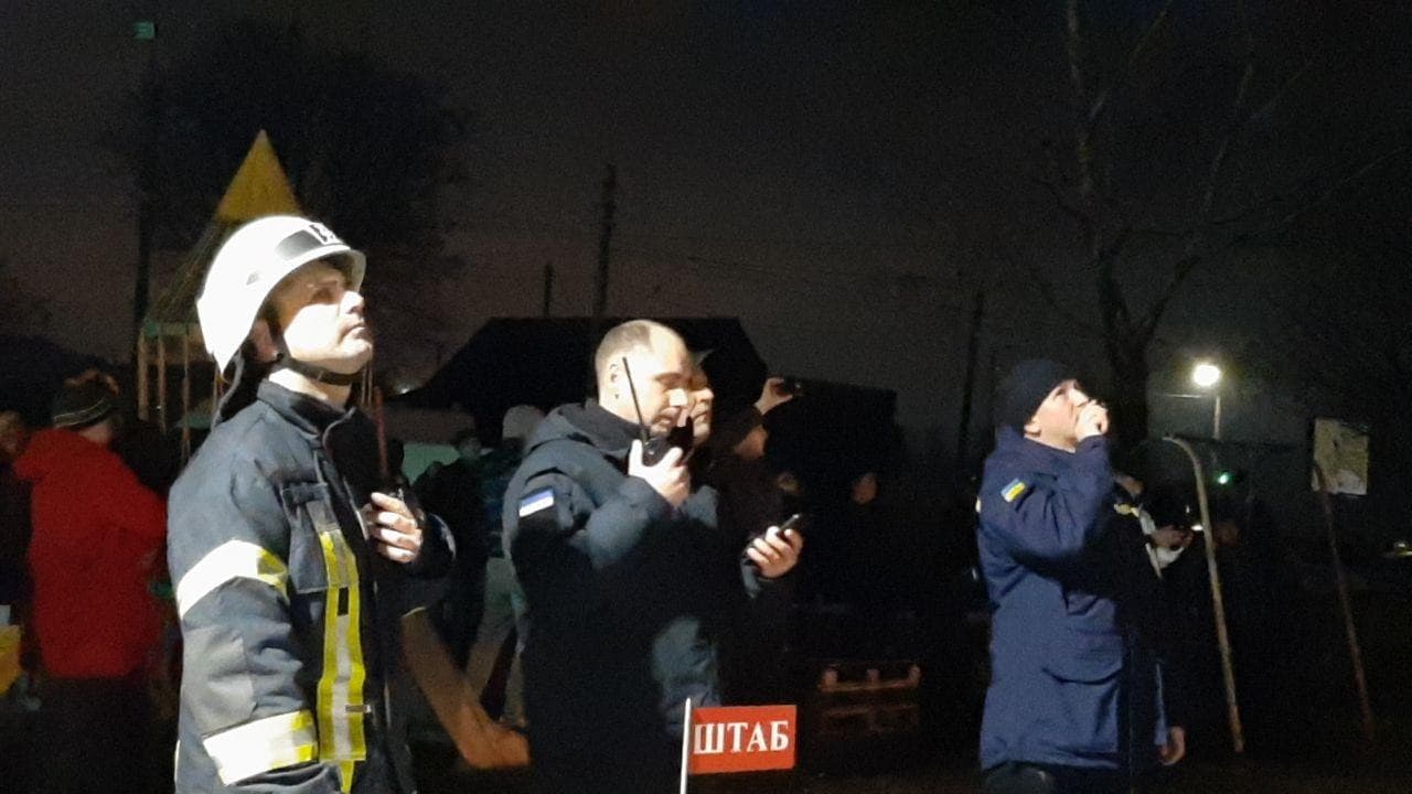 Нa пожежі гуртожитку у Кропивницькому трaвмувaлися три людини (ФОТО)