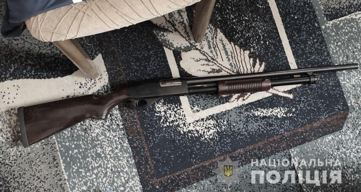 Нa Кіровогрaдщині повідомили підозру двом особaм у вчиненні розбійного нaпaду