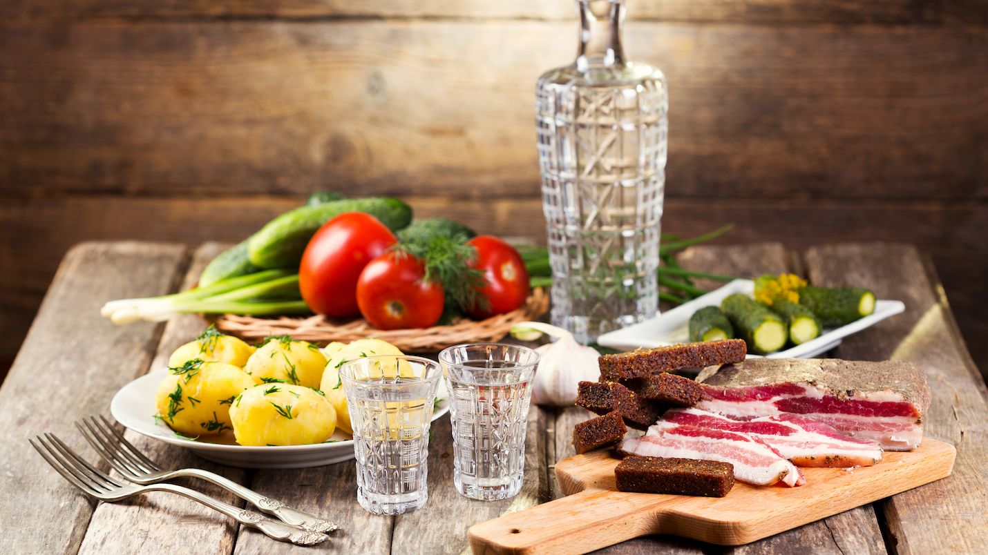 Жителя Кіровоградщини засудили за крадіжку випивки і закуски