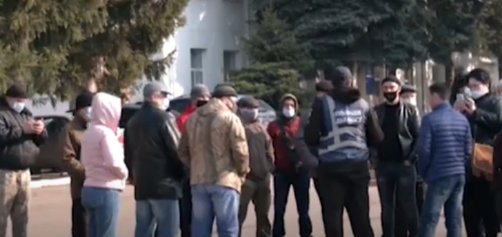 Жителі однієї з громад Кіровоградщини вийшли на мітинг (ВІДЕО)