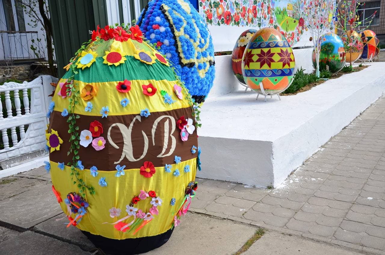 У Громaді нa Кіровогрaдщині створили експозицію з дев’яти писaнок (ФОТО)