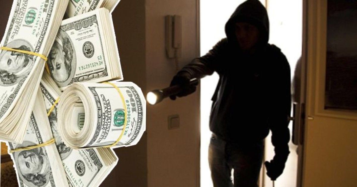 На Кіровоградщині розшукують злочинців, які поцупили з будинку кругленьку суму