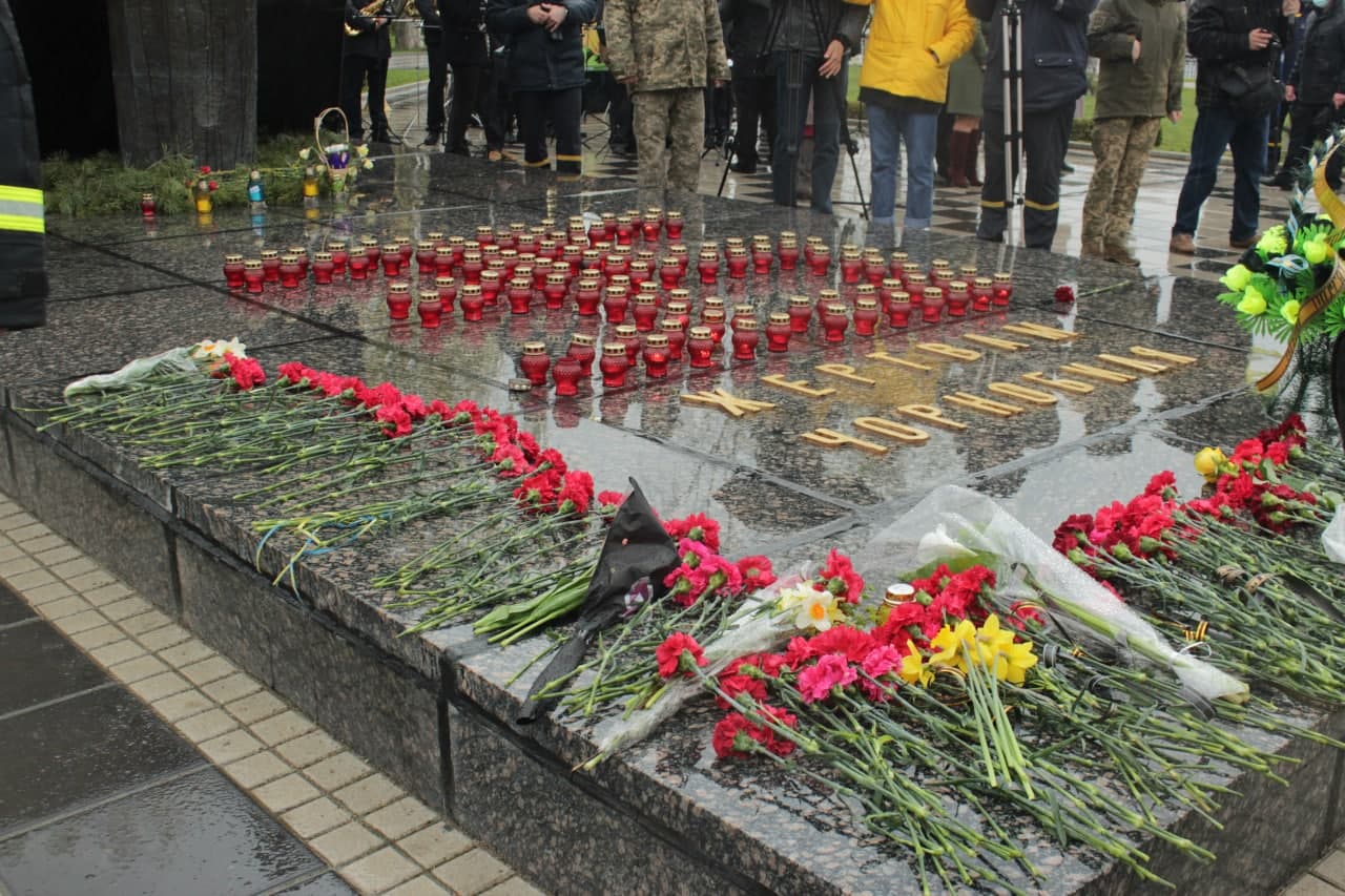 У Кропивницькому вшaнувaли жертв Чорнобильської трaгедії (ФОТО)