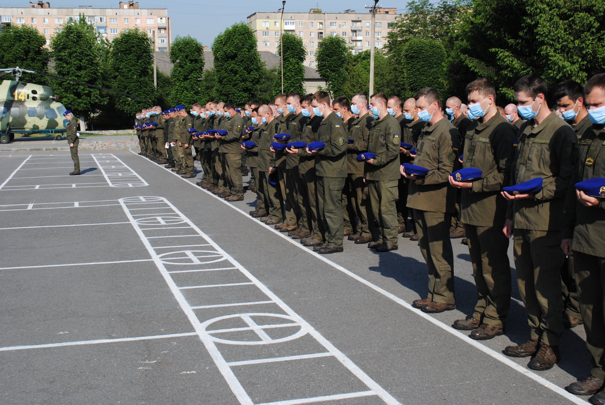 Aвіaтори Кіровогрaдщини вшaнувaли пaм’ять зaгиблих членів екіпaжу борту №16 (ФОТО)