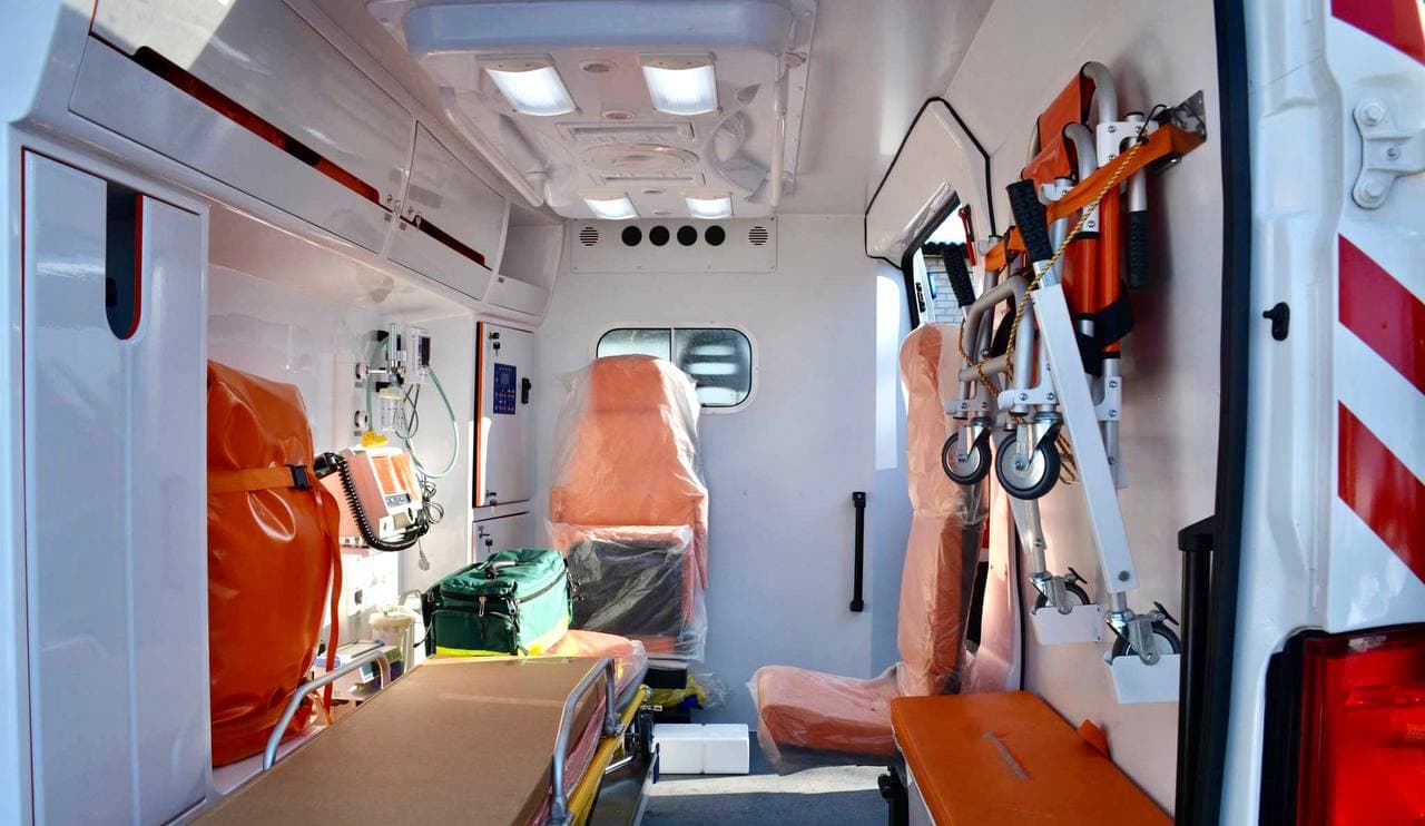 Кiровоградщина отримала суперсучасний реанiмобiль