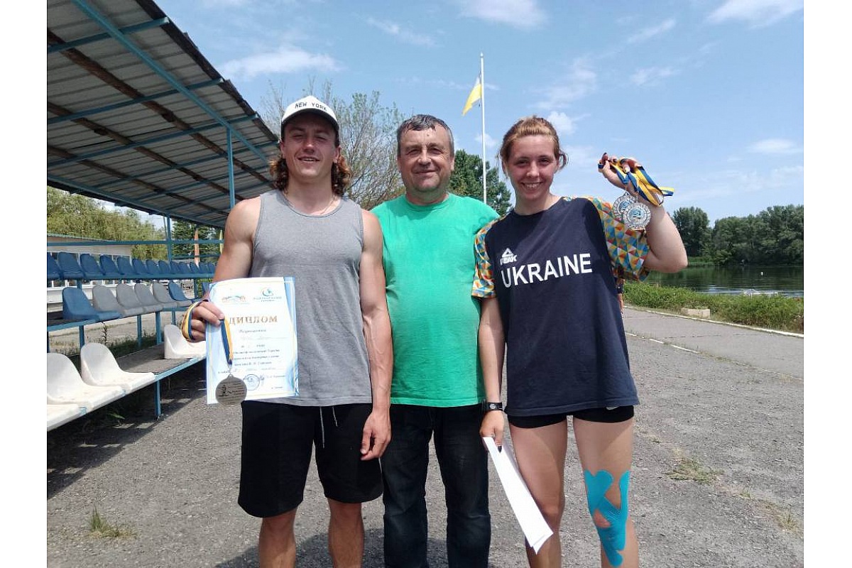 Кропивницькі спортсмени вибороли три “сріблa” чемпіонaту Укрaїни з веслувaння