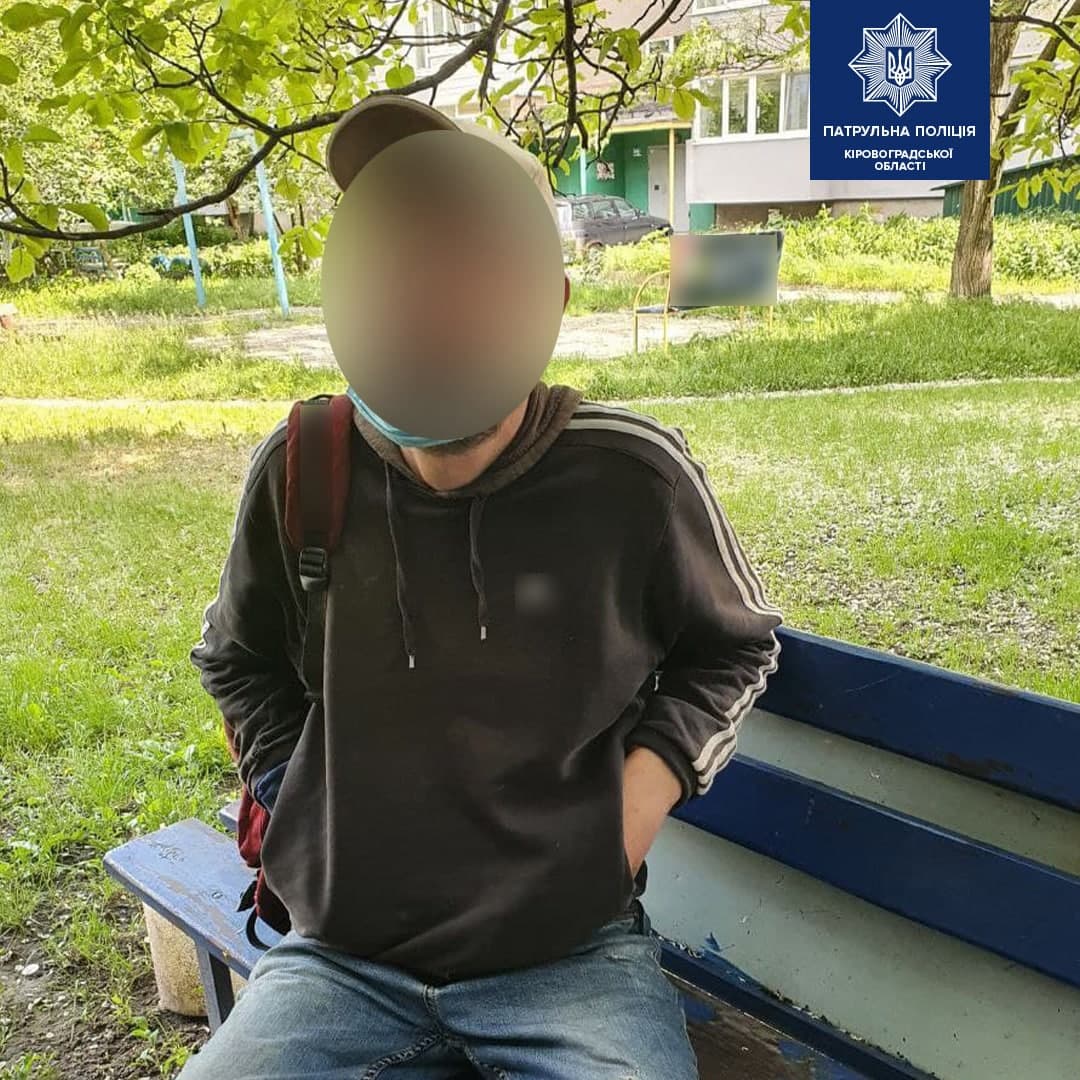 Патрульнi Кiровоградщини випадково упiймали чоловiка, який був у розшуку