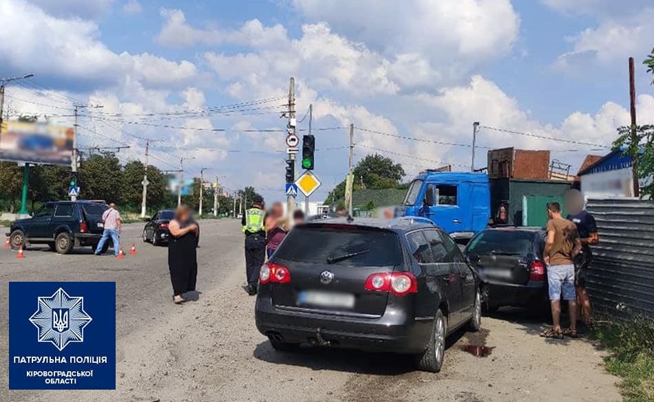 У Кропивницькому водій спричинив потрійну ДТП (ФОТО)