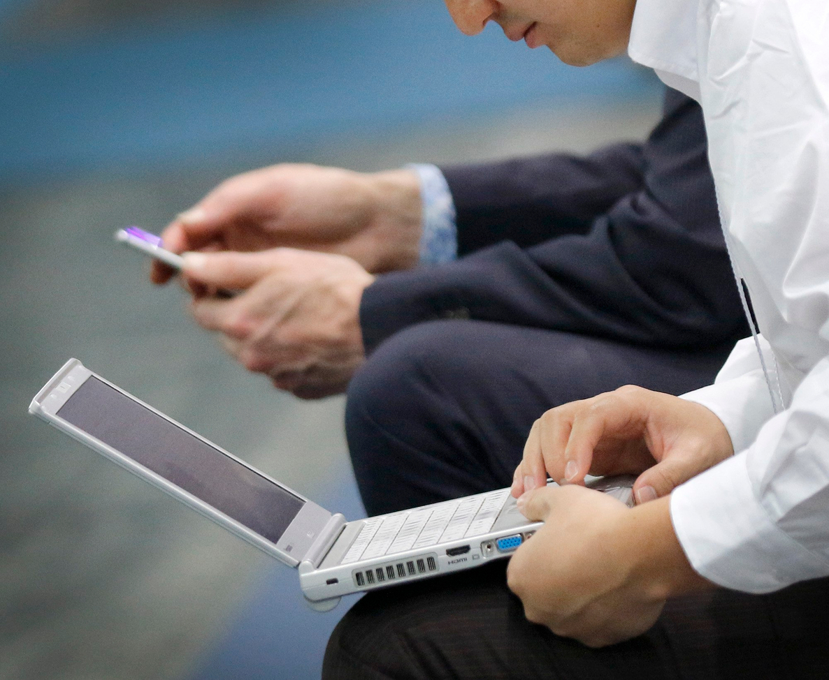 Мільйони користувачів по всьому світу втратили сьогодні доступ до інтернету