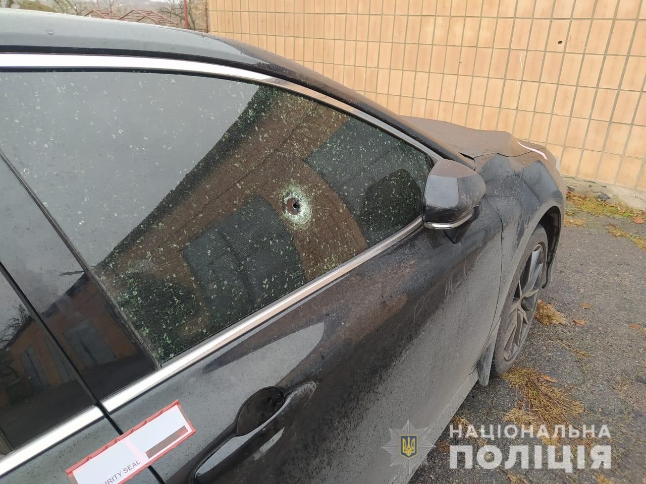Житель Кіровоградщини обстріляв чужу автівку, через конфлікт на дорозі