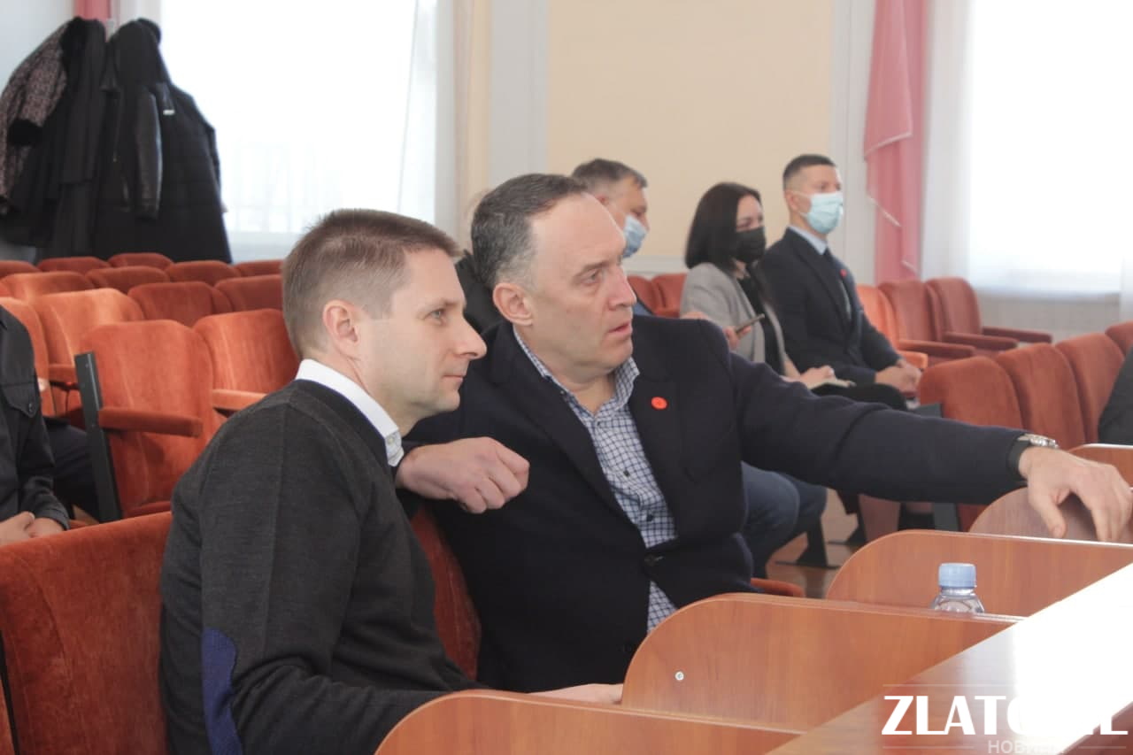 Сесія Кропивницької міської рaди у світлинaх (ФОТО)