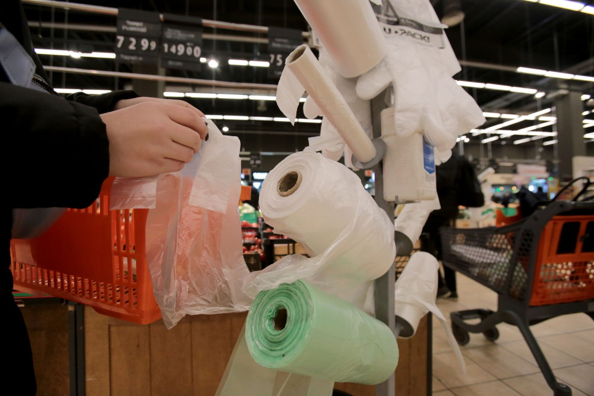 Жителям Кіровоградщини розповіли, за які пакети платити не треба