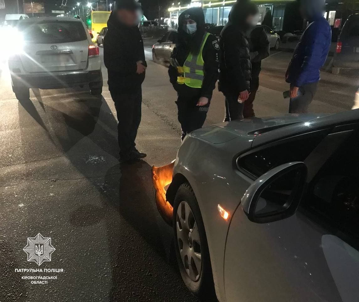 Водiй автомобiля Toyota спричинив ДТП у Кропивницькому (ФОТО)