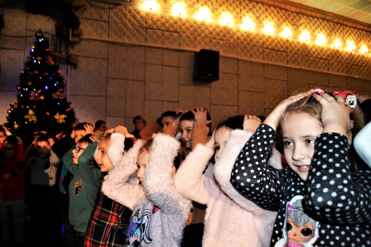 Кропивницькі школярі зустрілися з улюбленими героями (ФОТО)