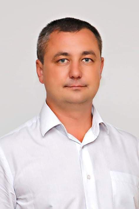 Депутат від «Батьківщини» вимагає повного розрахунку зі звільненими працівниками КП