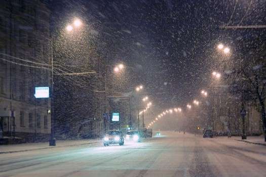 Жителів Кіровоградщини попереджають про сніг та ожеледицю