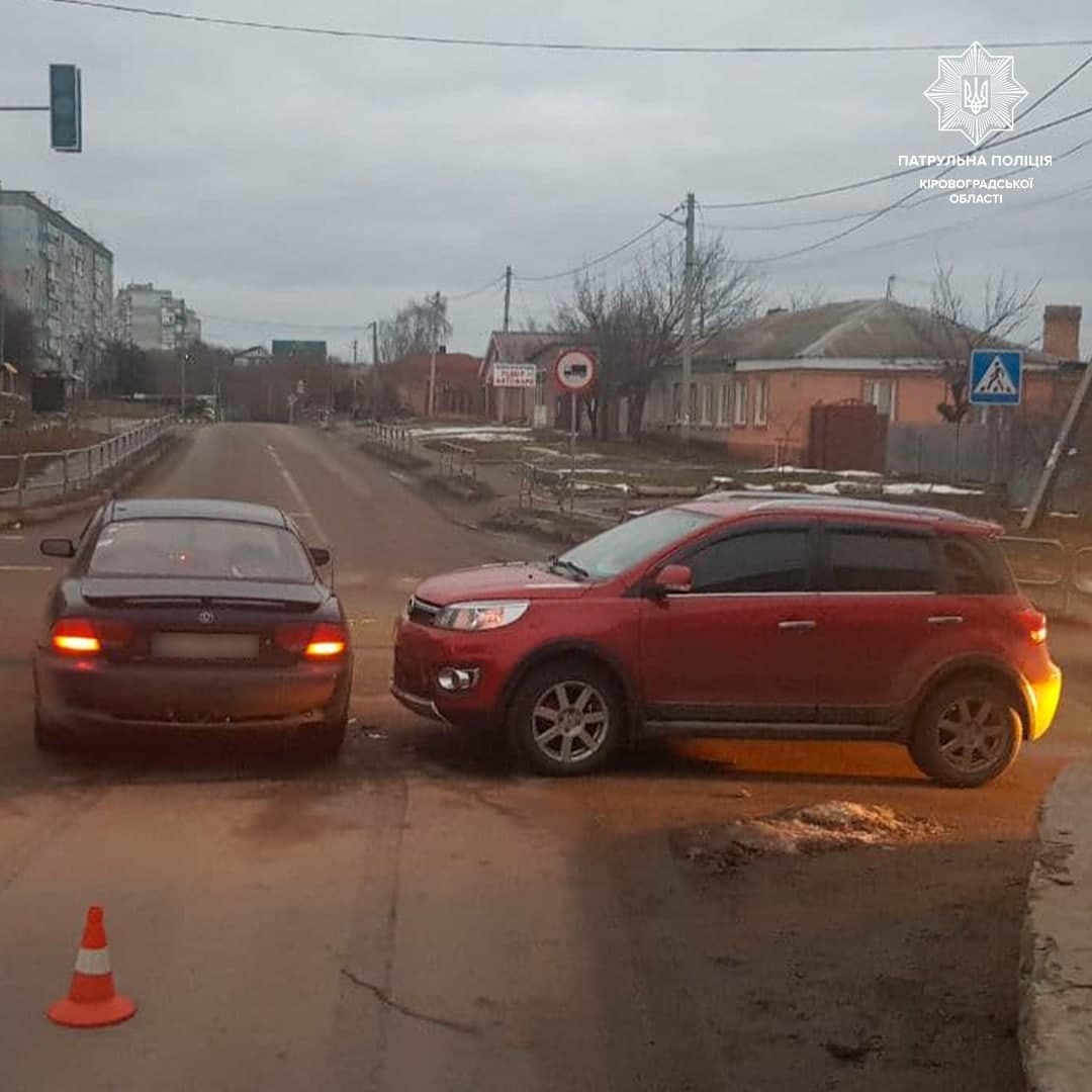 У Кропивницькому неуважний водій спричинив ДТП (ФОТО)