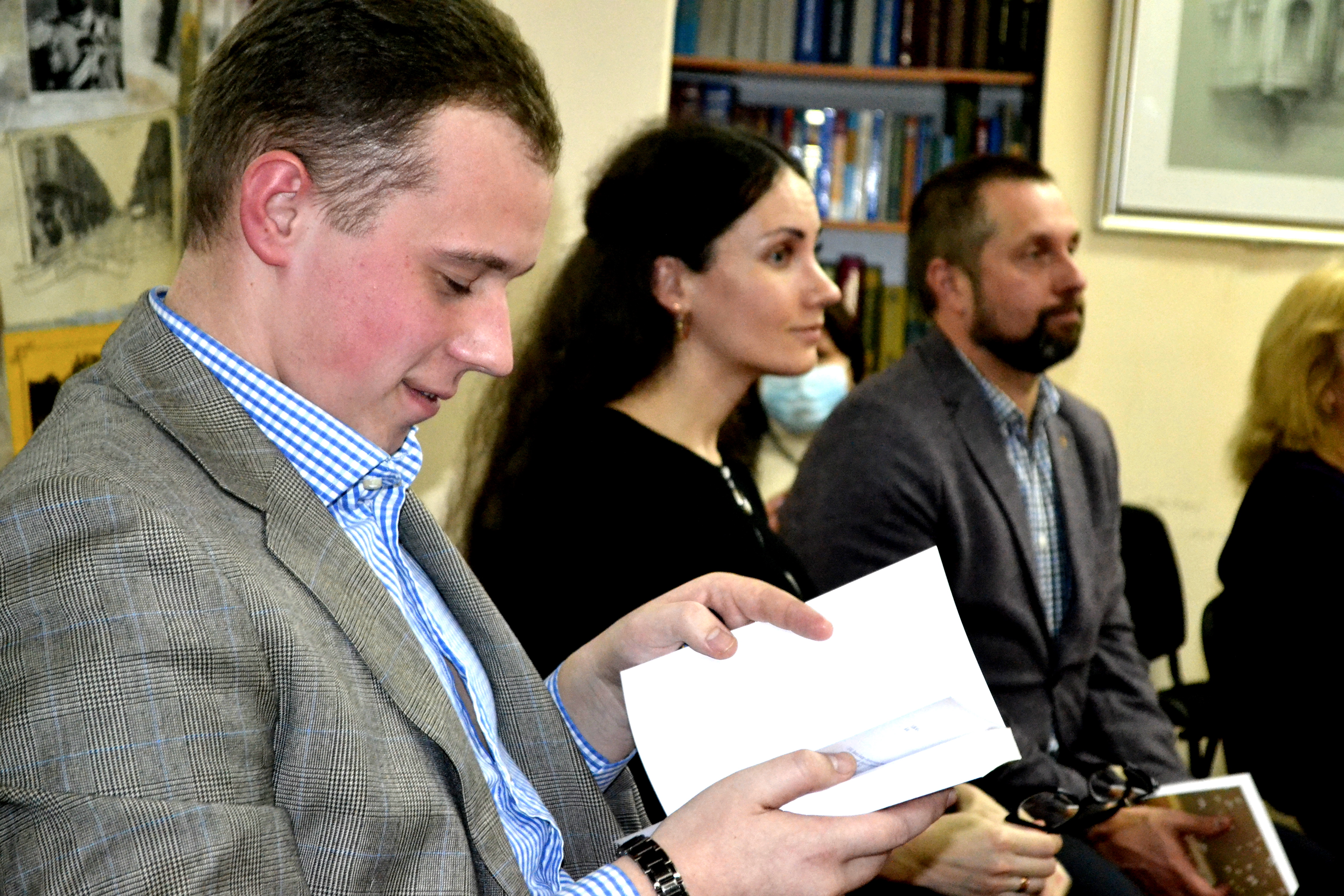 В Кропивницькому презентували читацькі експресії письменника Василя Бондаря (ФОТО)