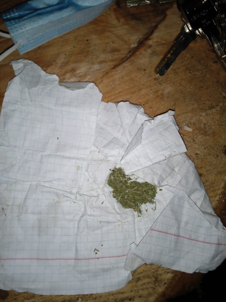 Чоловiкiв з наркотиками затримали Нацгвардiйцi на Кiровоградщинi