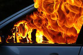 На Кіровоградщині загорілася автівка