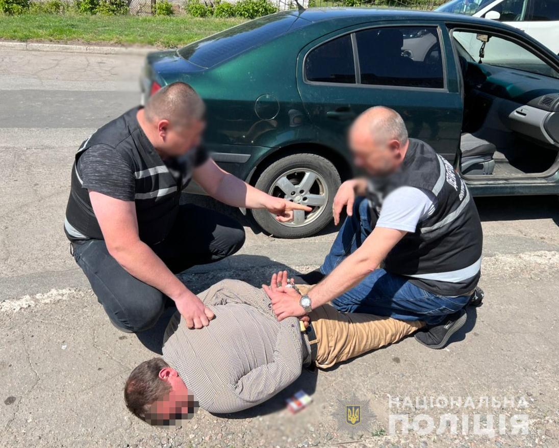 На Кіровоградщині чоловік намагався відкупитися від правоохоронців (ФОТО)