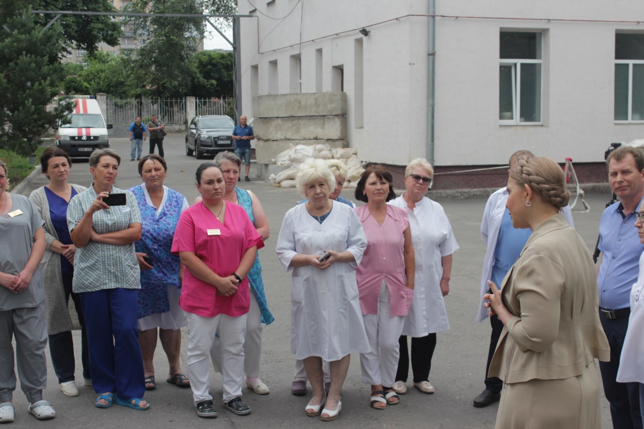 Юлія Тимошенко зустрілася з лікарями Олександрії