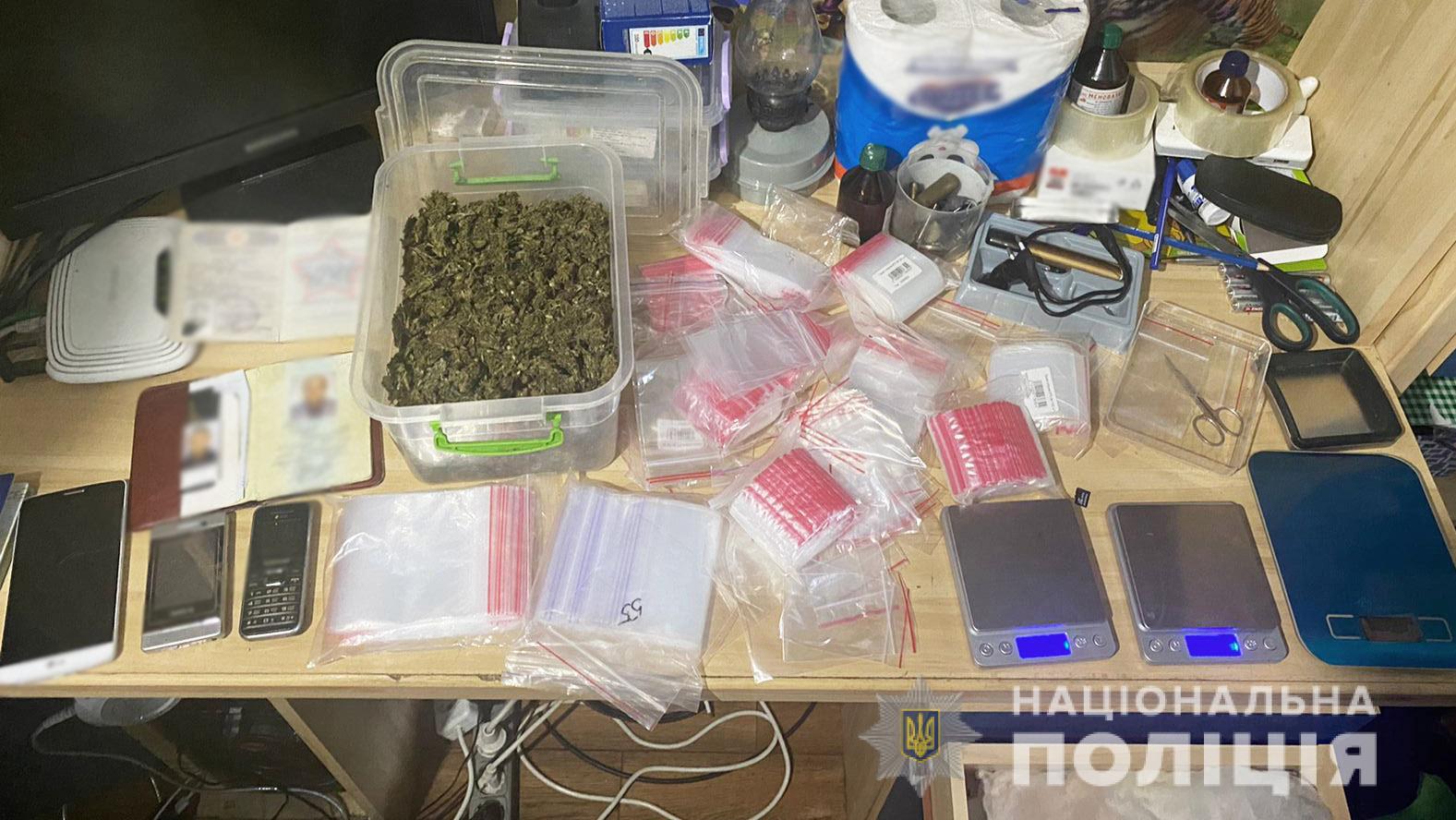У Кропивницькому затримали наркозбувача з “товаром” на понад 170 тисяч гривень