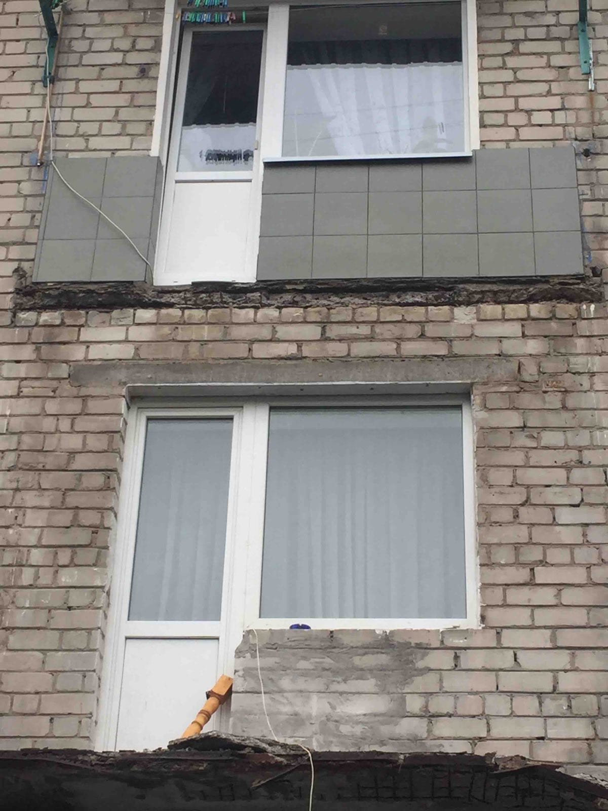 У багатоповерхівці на Кіровоградщині впав балкон