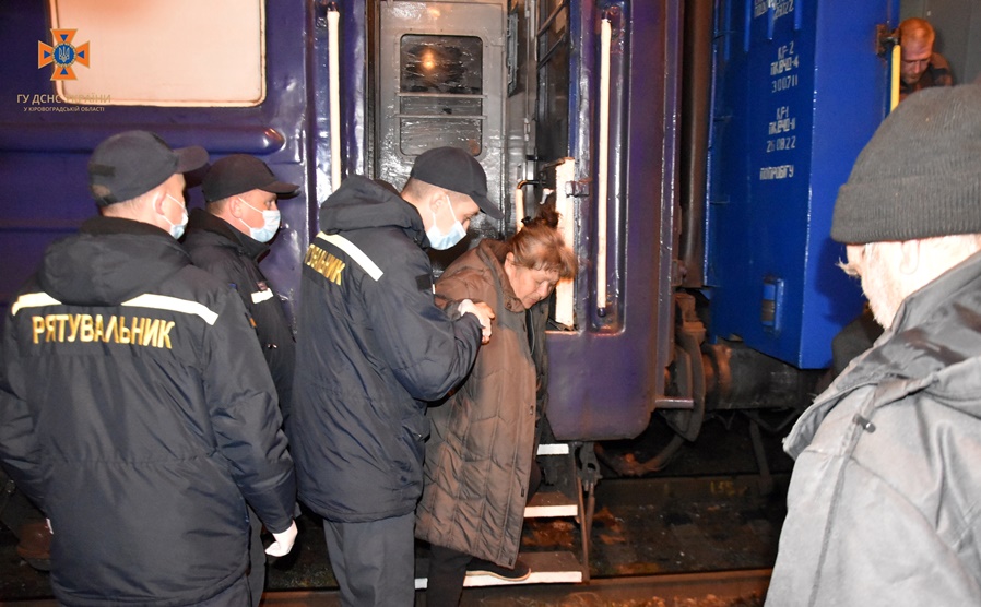 Кіровоградщина зустріла останній евакуаційний потяг (ФОТО)