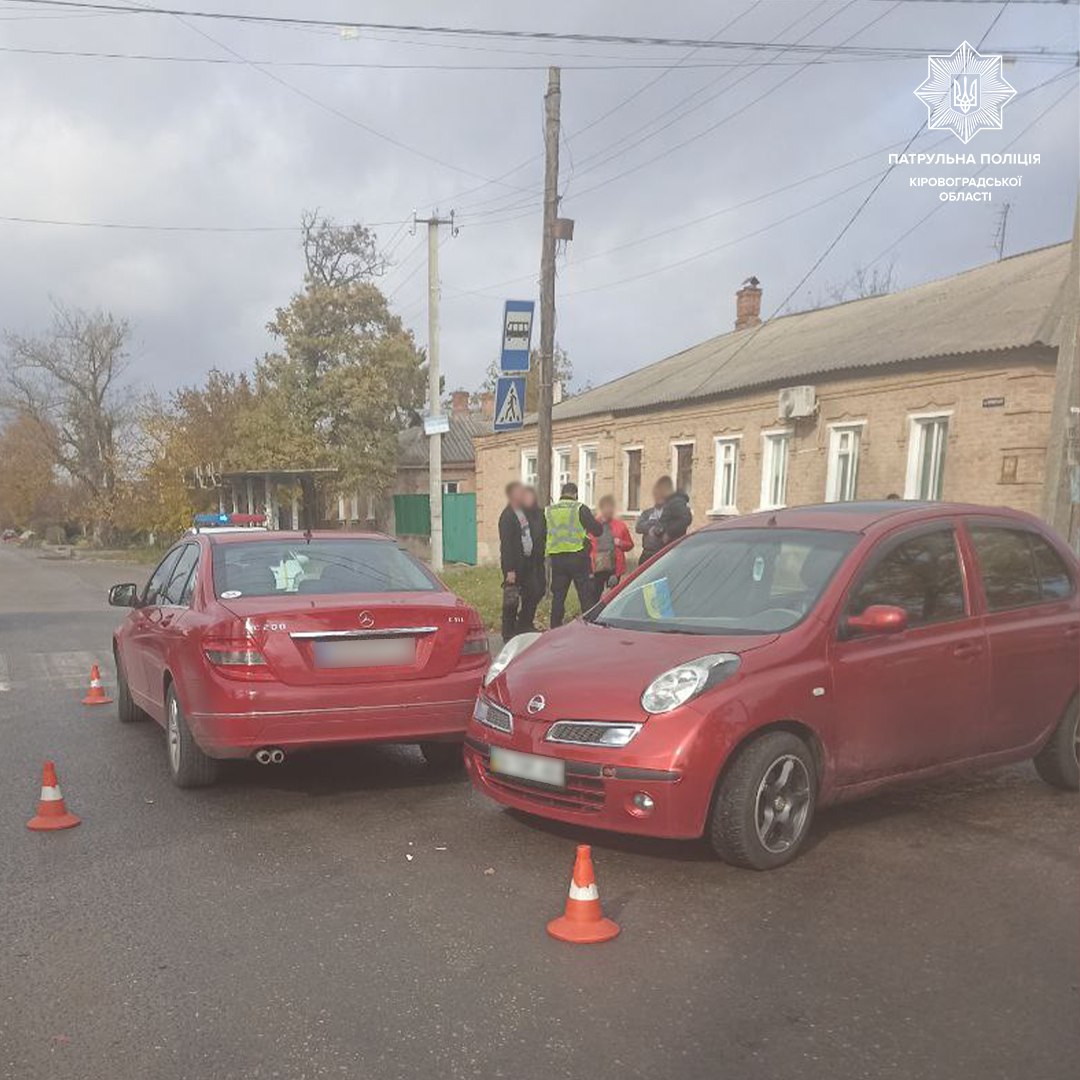 У Кропивницькому неуважність за кермом призвела до ДТП (ФОТО)