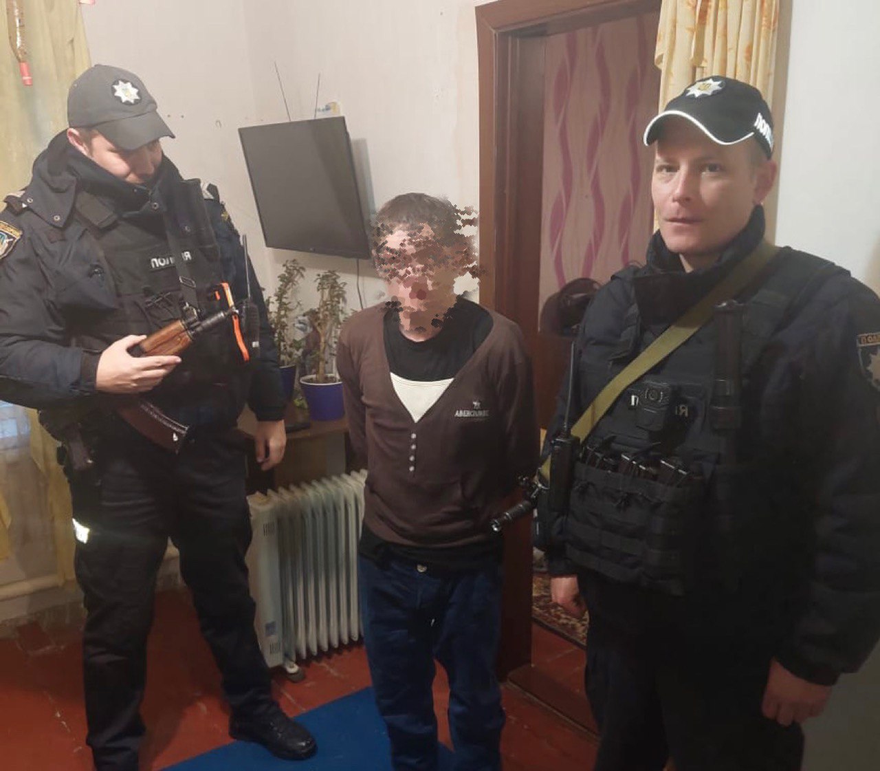 Поліцейські Кіровоградщини впіймали “на гарячому” крадія
