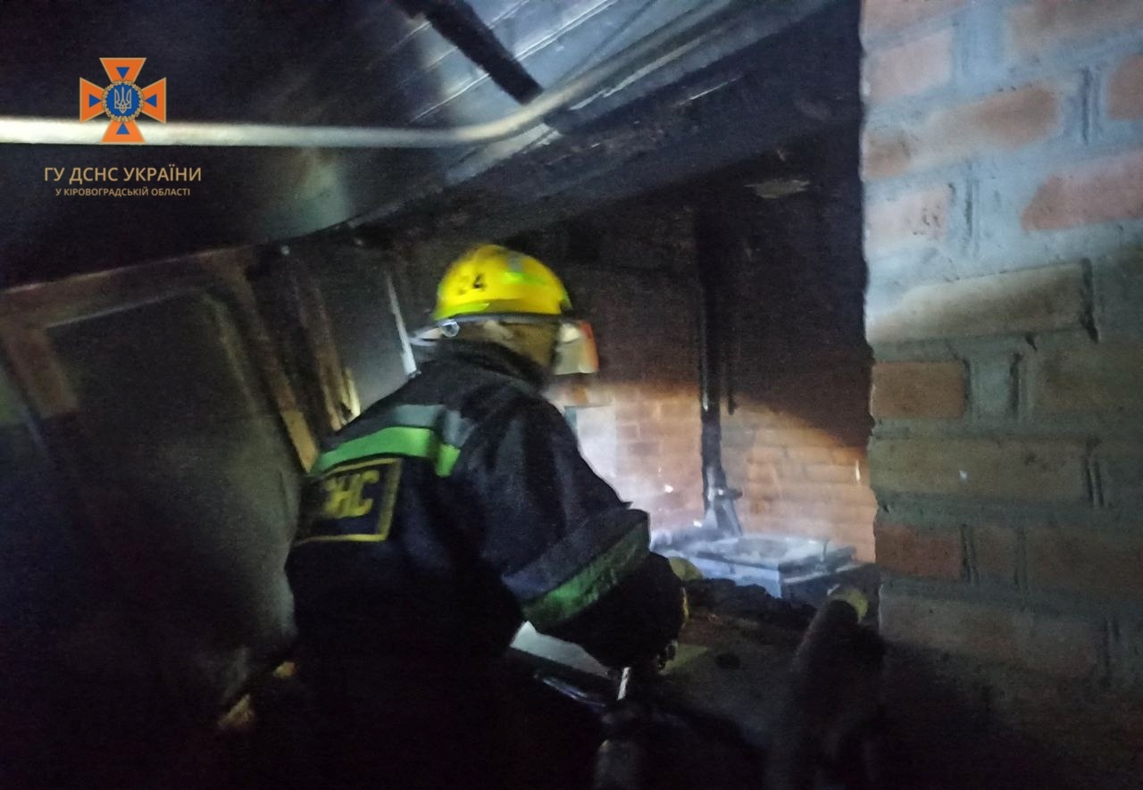 Двi пожежi загасили вогнеборцi Кiровоградщини
