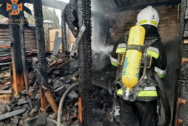 Вогнеборцi Кiровоградщини рятували будинки вiд пожеж