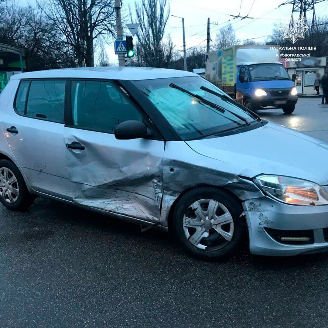 На одному з перехресть міста Кропивницького сталася ДТП (ФОТО)