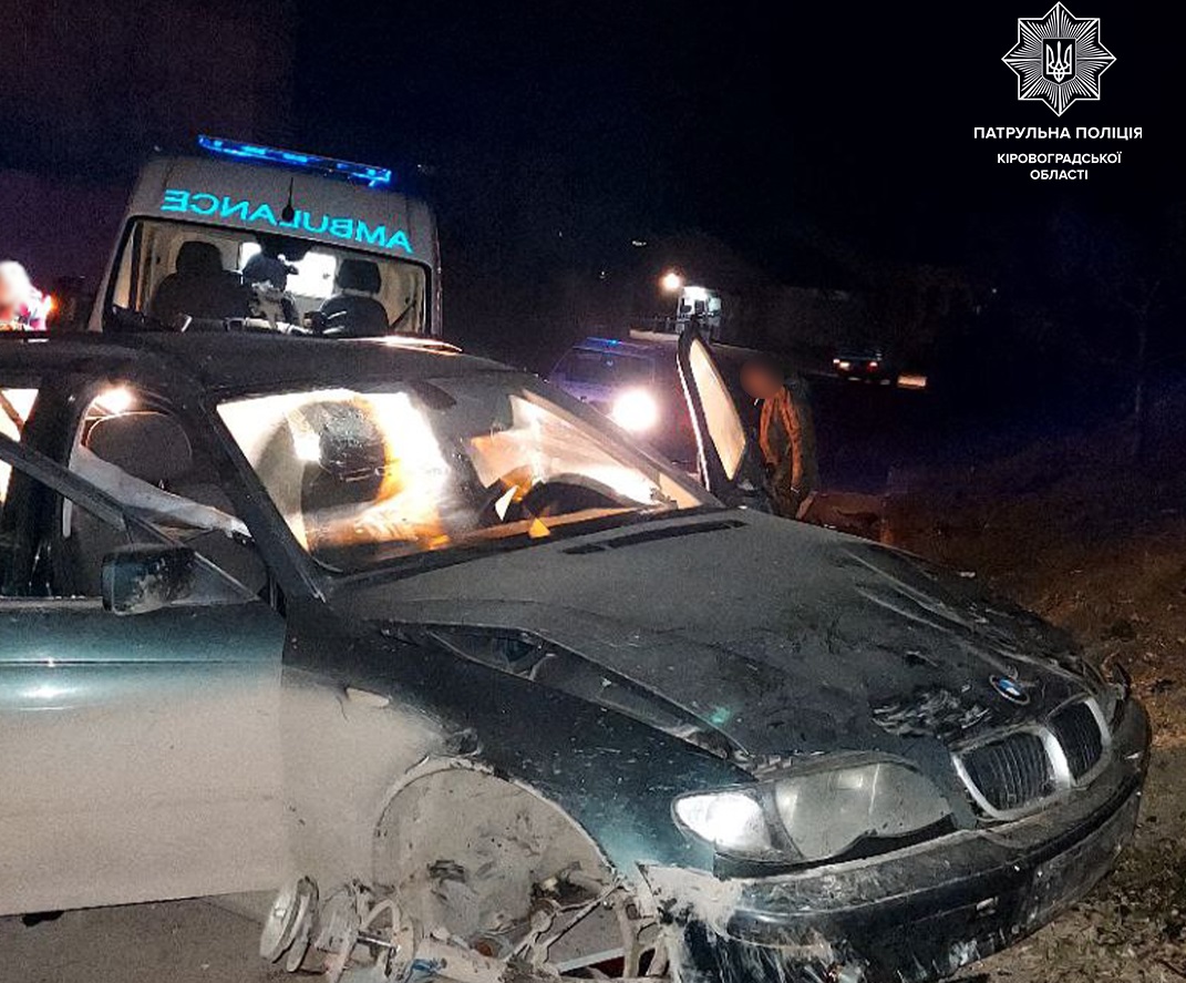 У Кропивницькому п’яний водій ледь не вбився на власному авто (ВІДЕО)