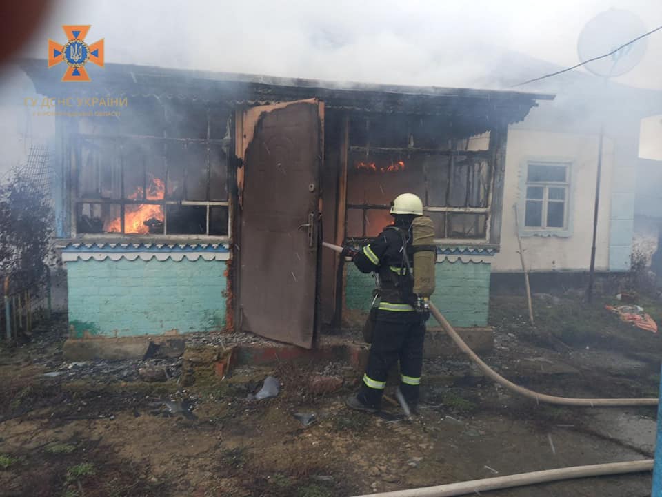 Минулої доби вогнеборці Кіровоградщини загасили три пожежі