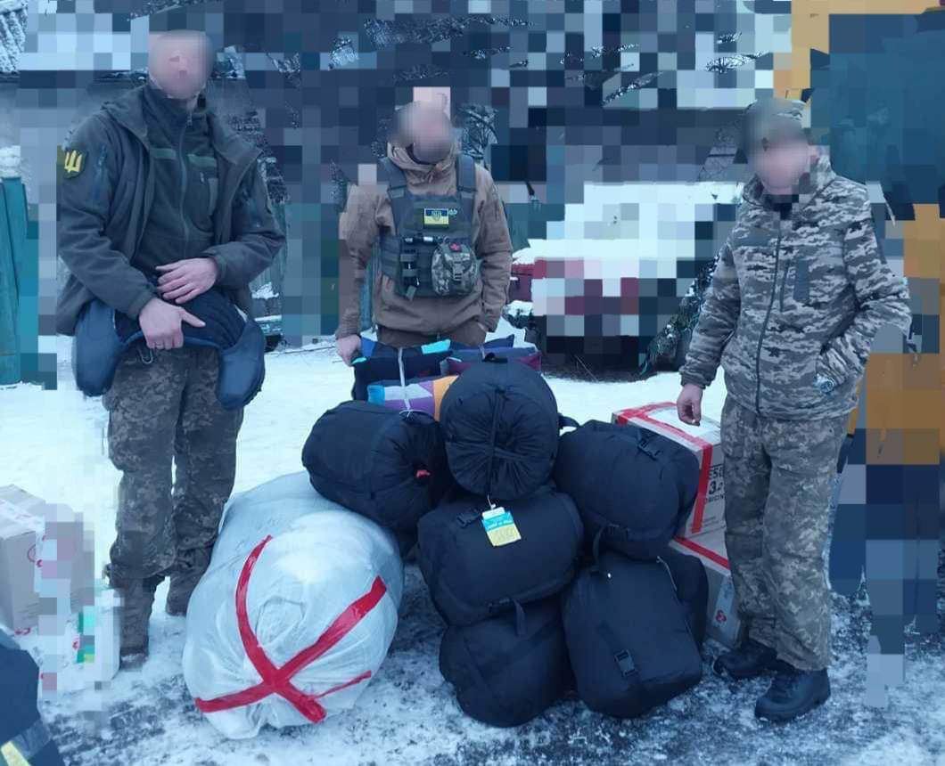 Кропивничани збирають кошти на спальники для ЗСУ