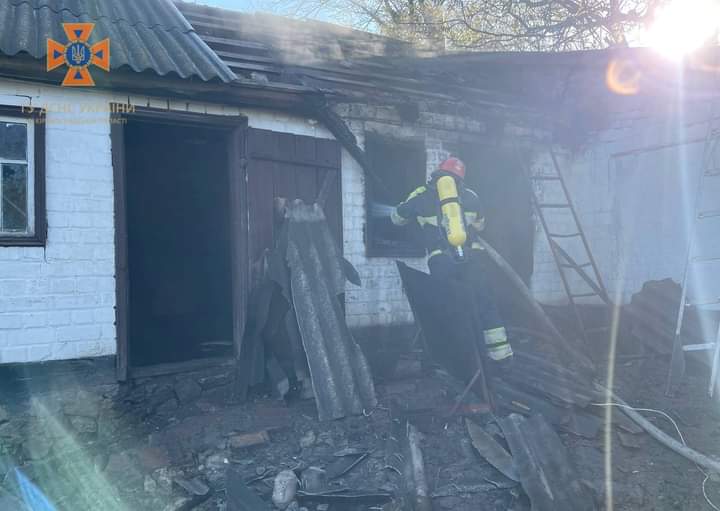 Рятувальники Кіровоградщини загасили п’ять пожеж